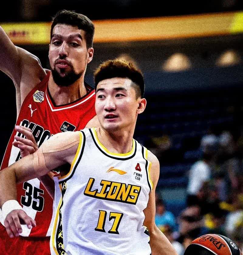 官宣加盟韩国KBL联赛！广厦夺冠功臣正式离队，球迷都觉得太鸡肋