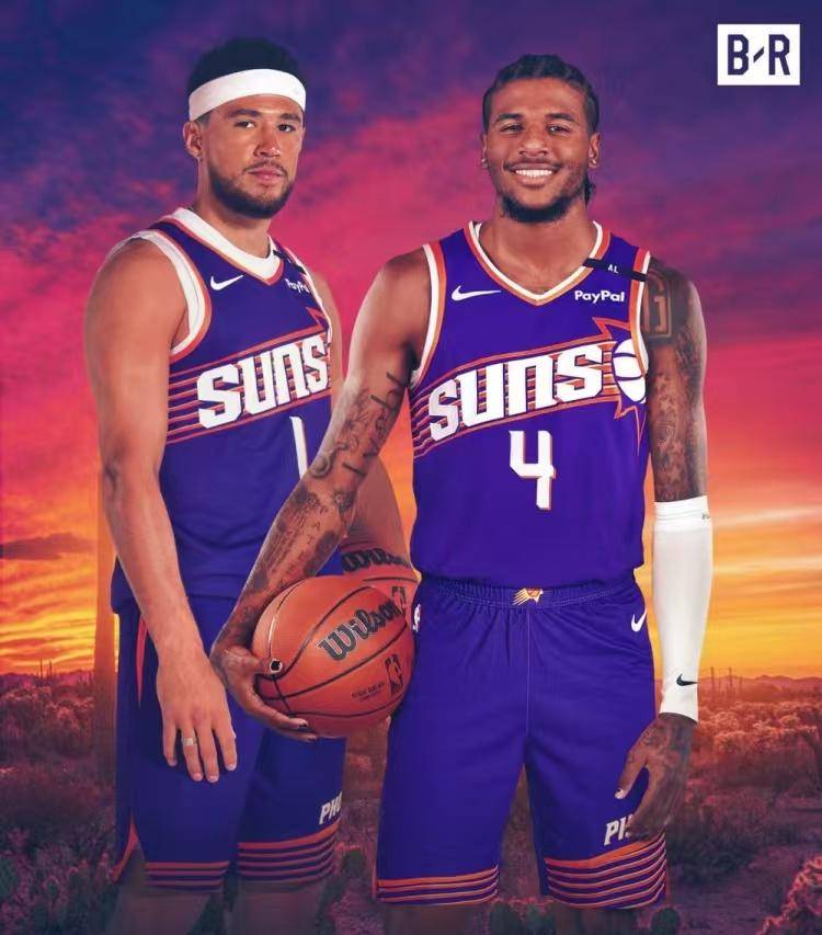 包含NBA-比尔和太阳达成买断澄清期后加盟快船的词条